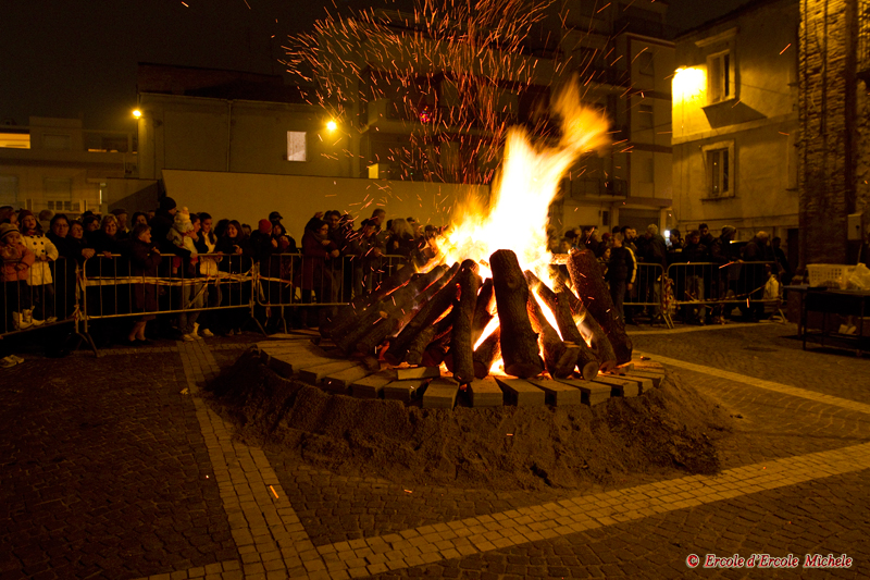 Il fuoco di San Tommaso e il concerto dei cori