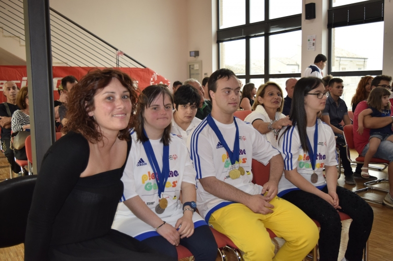 Il Comune di San Salvo premia i nuotatori medagliati ai “Play The Games”