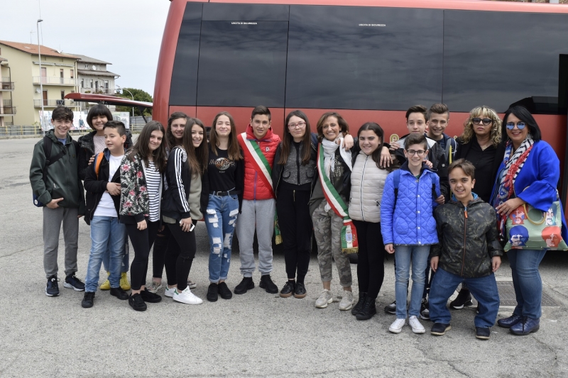 Studenti di San Salvo in visita al Parlamento europeo con il sindaco Magnacca