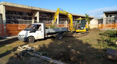 Cimitero comunale, aperto il cantiere per nuovi loculi ed edicole funerarie: intervento da 600mila euro