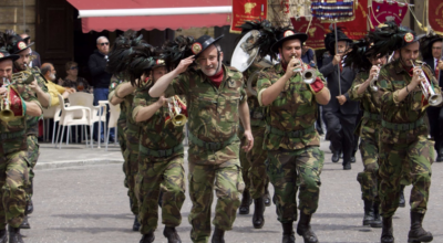 San Salvo ricorda l’Unità d’Italia e il Milite Ignoto con la fanfara dei Bersaglieri in congedo di Casoli