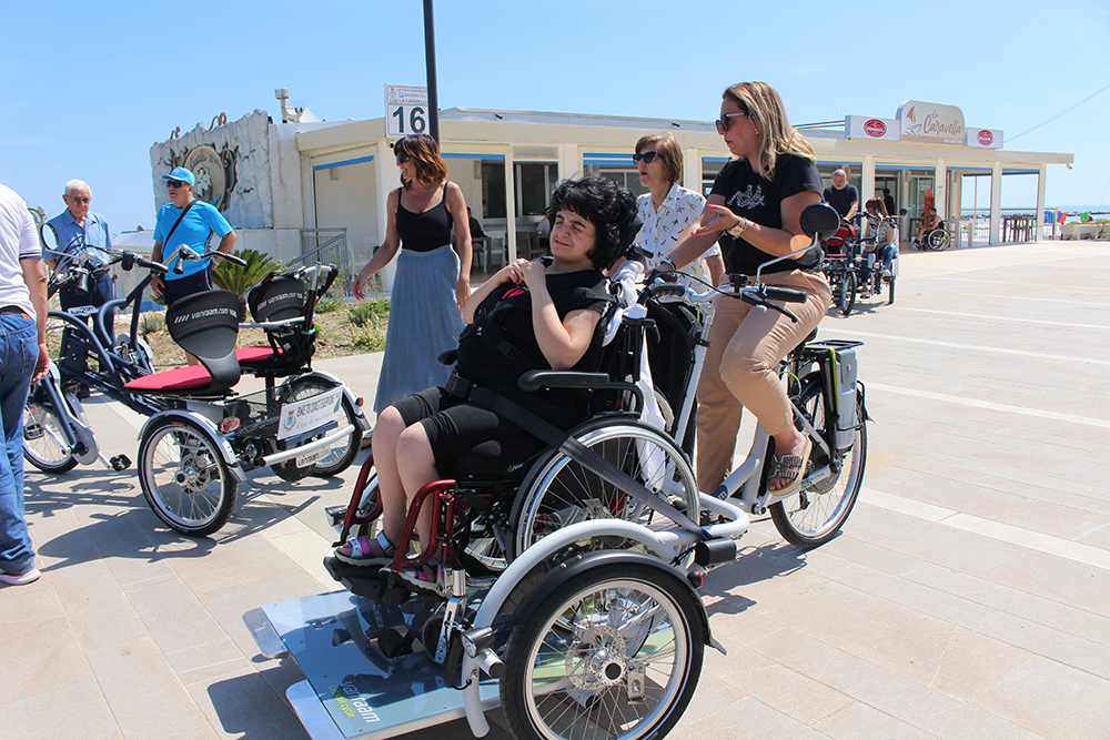 Come noleggiare le bici con pedalata assistita per disabili